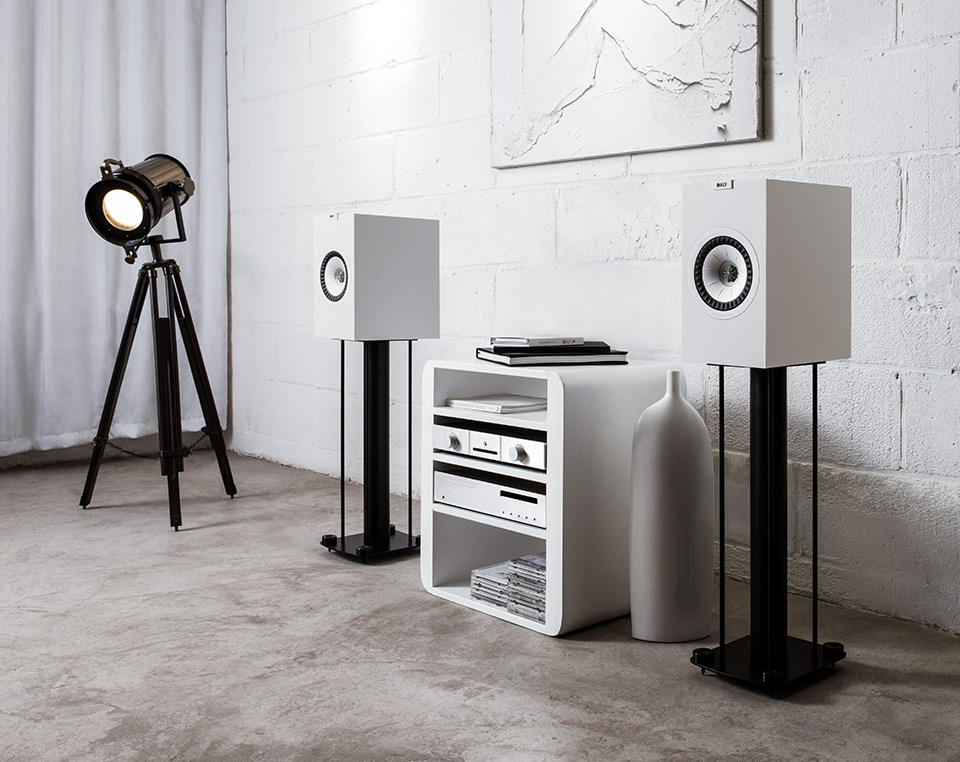 KEF Q350 Bookshelf Speaker (pair) | Smart Home Sounds
