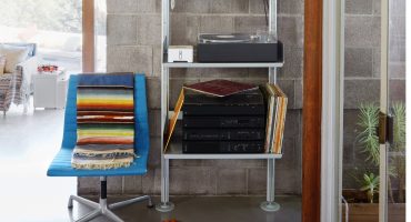 Give Life to your Old Hi-Fi System with Sonos Connect