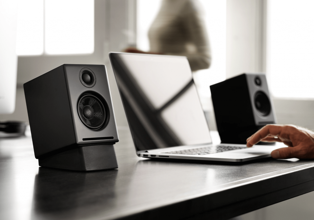 audioengine-a2+-desktop-speakers-black