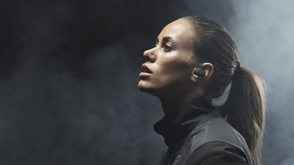 bang-olufsen-e8-sport-in-ear