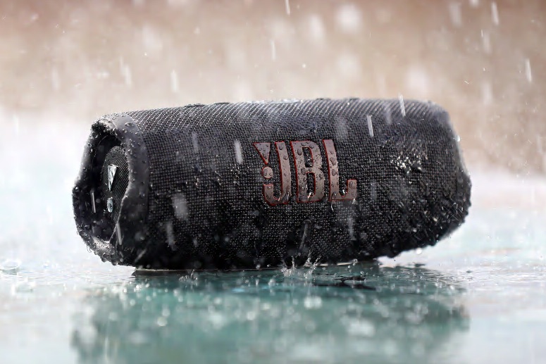 jbl-charge-5-waterproof