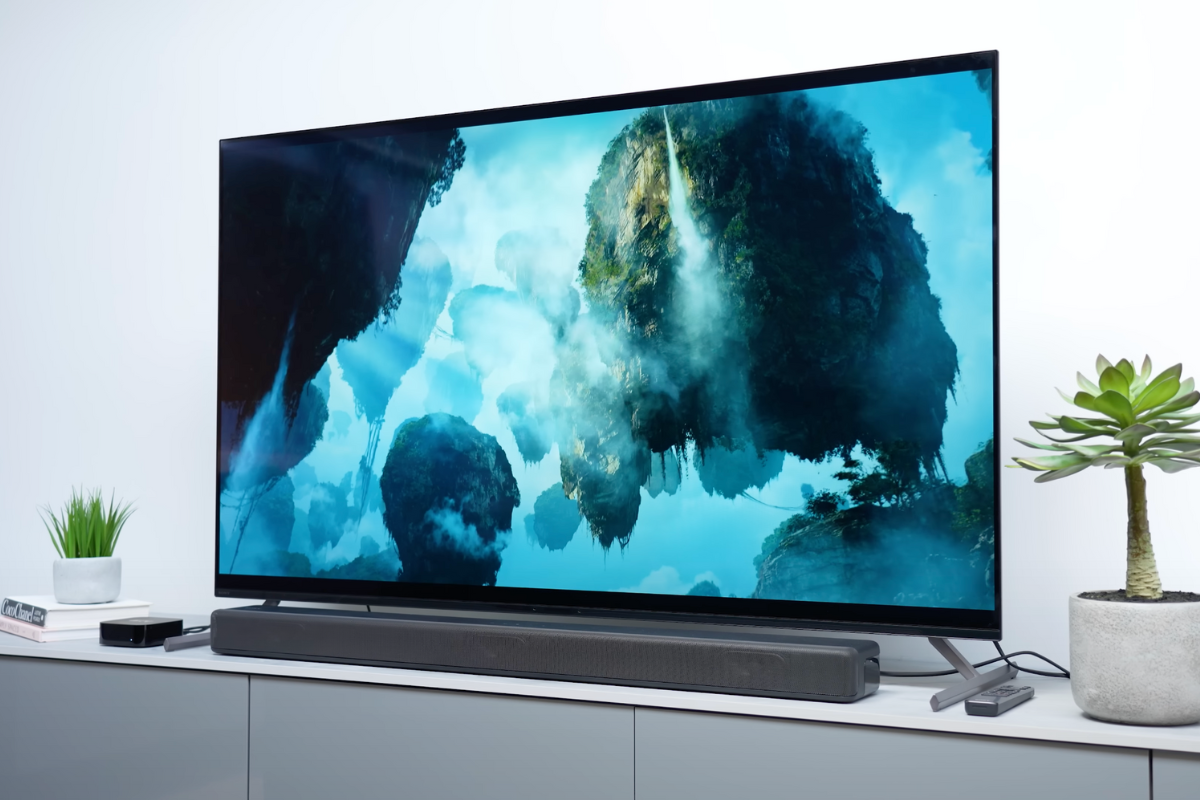 Sony Bravia XR A80L OLED TV Playing Avatar